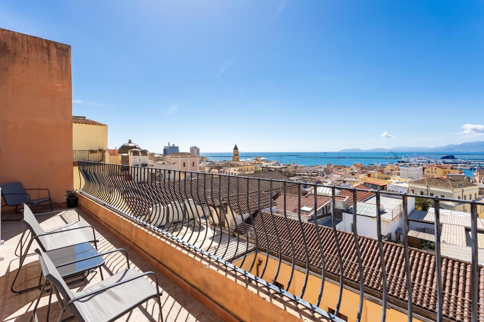 La Dolce Vita Cagliari Extérieur photo